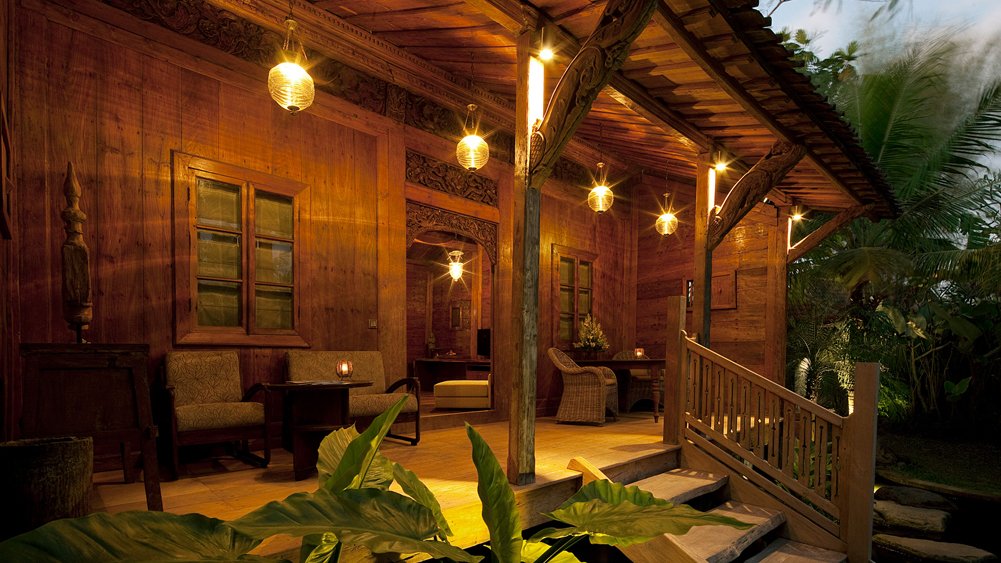 Villa Radha - Front porch